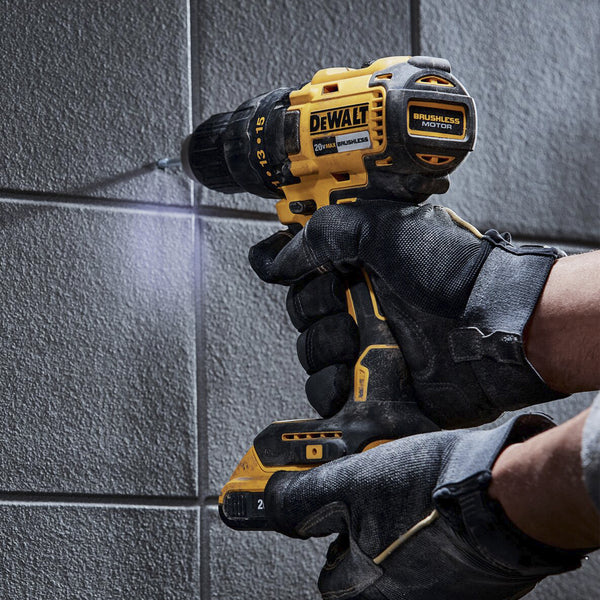 Furadeira Parafusadeira Dewalt de Impacto a Bateria 20V Brushless com Maleta Carregador 1/2" DCD7781D2-BR + 2 Baterias